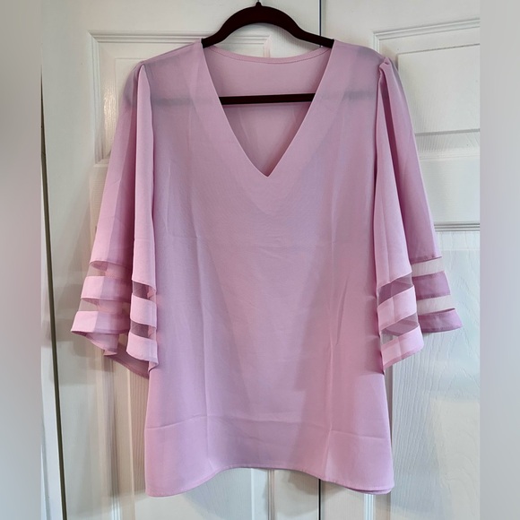ROSKIKI 3/4 bell sleeve soft pink V-neck - Picture 1 of 7
